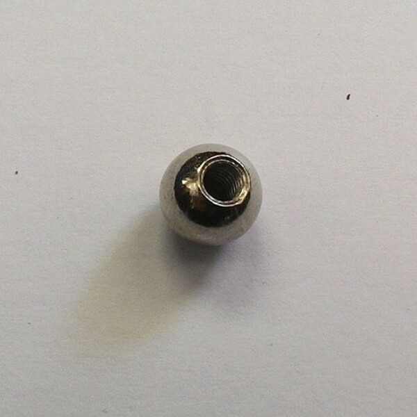 Bi thép 10mm lỗ ren M4