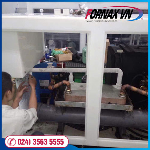 Thi công hệ thống cụm máy nén - Cơ Điện Lạnh Fornax - Công Ty Cổ Phần Cơ Điện Lạnh Fornax Việt Nam