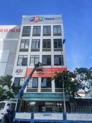 Bảng hiệu quảng cáo