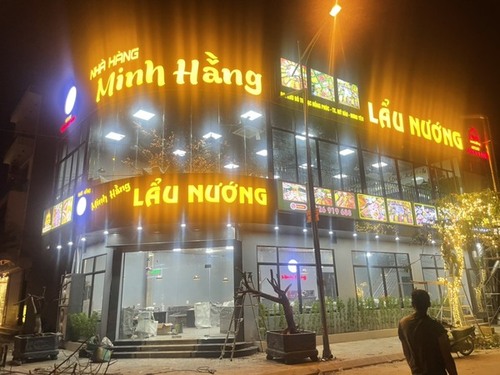 Bảng hiệu quảng cáo