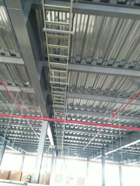 Thi công thang cáp - Tổng Thầu Cơ Điện TPCo - Công Ty TNHH Thiên Phú HD