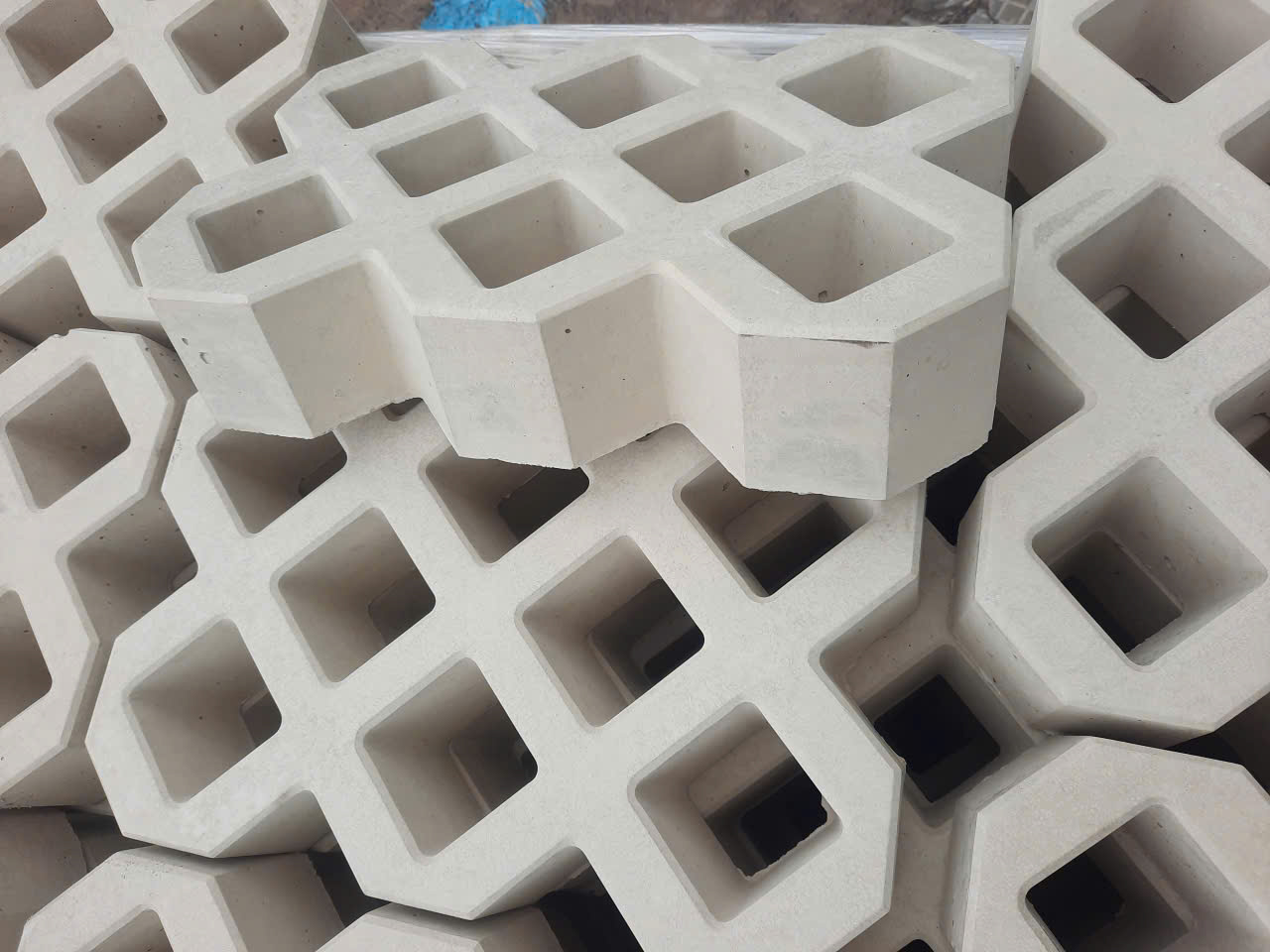Gạch Block men bóng - Gạch P&T - Công Ty TNHH P&T