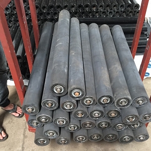 Con lăn bọc cao su - Băng Tải Tín Phát - Công Ty Cổ Phần Thiết Bị Vật Tư Tín Phát