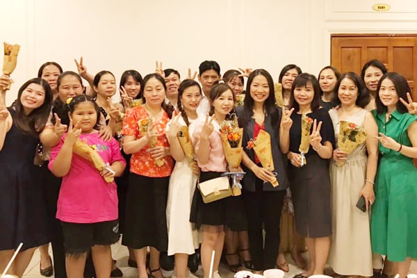 Hình ảnh công ty Hoa Tay