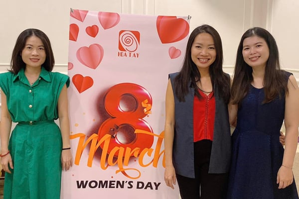 Hình ảnh công ty Hoa Tay