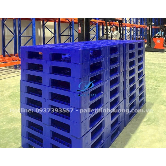 Pallet nhựa chịu tải lớn - Pallet Toàn Phát - Công Ty TNHH Một Thành Viên Thương Mại Dịch Vụ Pa Lét Toàn Phát