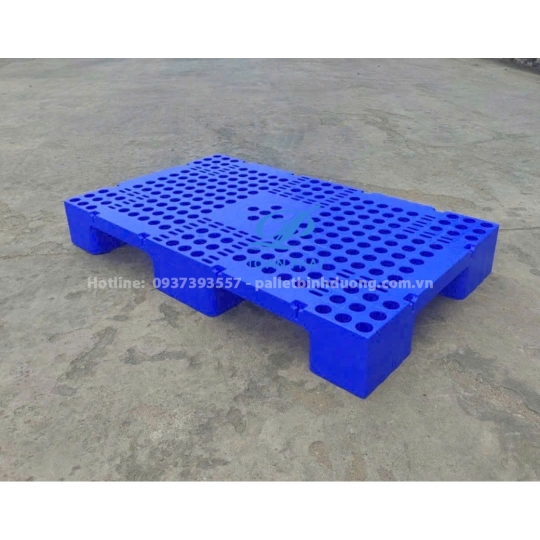 Pallet nhựa lót sàn kho lạnh - Pallet Toàn Phát - Công Ty TNHH Một Thành Viên Thương Mại Dịch Vụ Pa Lét Toàn Phát