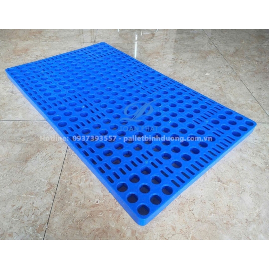 Pallet nhựa lót sàn kho lạnh - Pallet Toàn Phát - Công Ty TNHH Một Thành Viên Thương Mại Dịch Vụ Pa Lét Toàn Phát