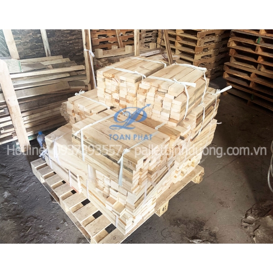 Thanh nan Pallet gỗ - Pallet Toàn Phát - Công Ty TNHH Một Thành Viên Thương Mại Dịch Vụ Pa Lét Toàn Phát