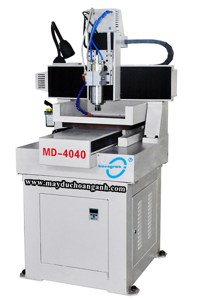 Máy khắc khuôn mẫu - Công Ty TNHH Xuất Nhập Khẩu Hoàng Anh CNC