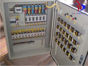 Tủ điều khiển xử lý nước thải - Công Ty TNHH Kỹ Thuật Điện Và Công Nghệ Môi Trường DH