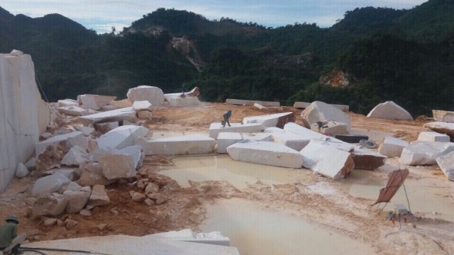 Mỏ khai thác đá