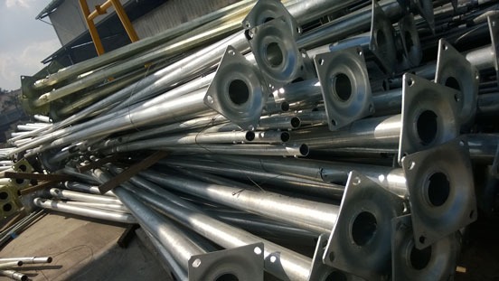 Trụ tròn thông dụng 6-9m - Thiết Bị Chiếu Sáng Đức Phát - Công Ty TNHH Sản Xuất Thương Mại Dịch Vụ Và Xây Dựng Đức Phát