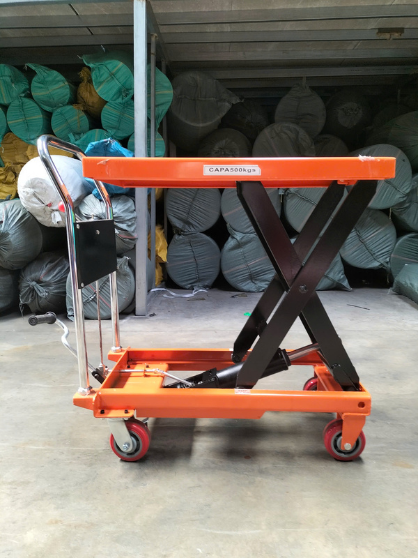 Xe nâng mặt bàn