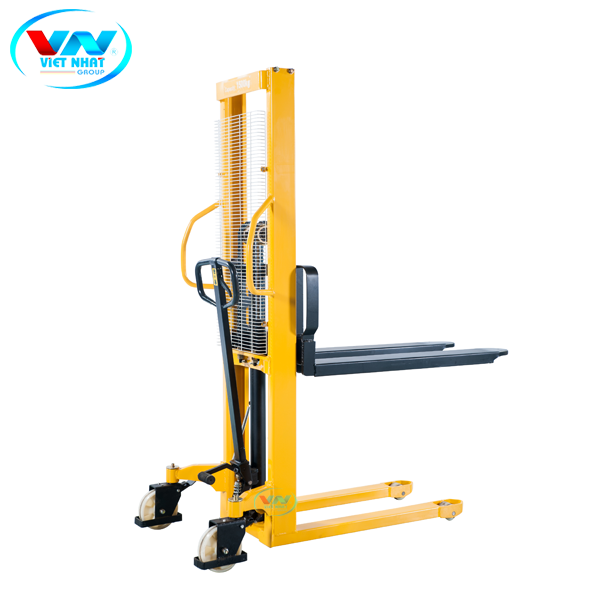 Xe nâng tay cao 2 tấn