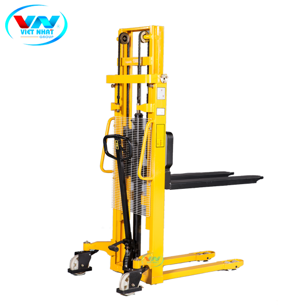 Xe nâng tay cao 3 tấn