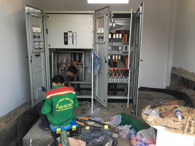 Thi công lắp đặt tủ điện - Công Ty TNHH Kỹ Thuật Cơ Điện Khôi Việt Phát