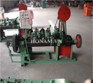 Máy đan lưới thép gai