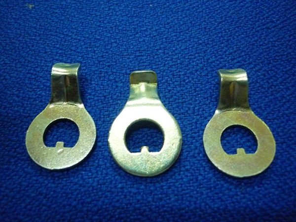 Tấm gạt khóa - Công Ty TNHH Đông Ba