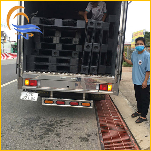 Hình ảnh kho hàng công ty Thiên Nam Phú