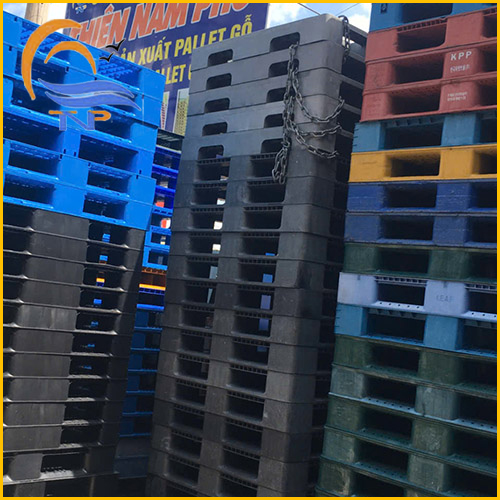 Hình ảnh kho hàng công ty Thiên Nam Phú