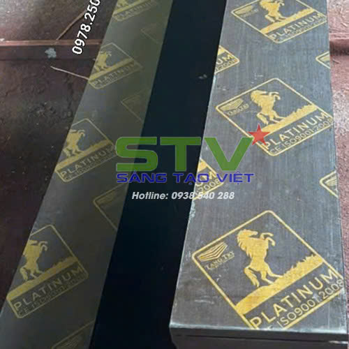 Ván ép coppha phủ phim 4M