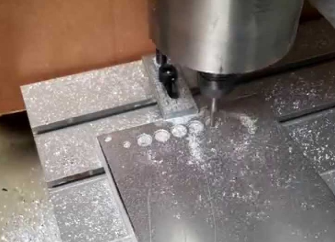Gia công cắt gọt CNC