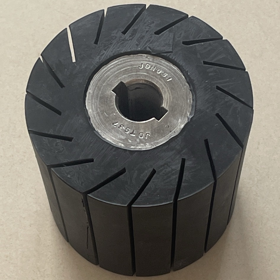 Bánh cao su TSS01 100x100x19mm