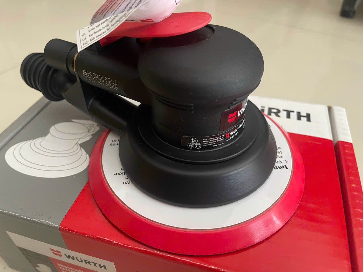 Máy chà nhám hơi