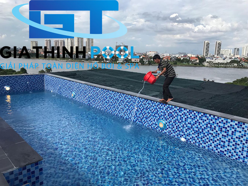 Hồ bơi tòa nhà Thái Sơn - Bình Thạnh - GiaThinh Cons - Công Ty TNHH Sản Xuất Thương Mại Kỹ Thuật Gia Thịnh