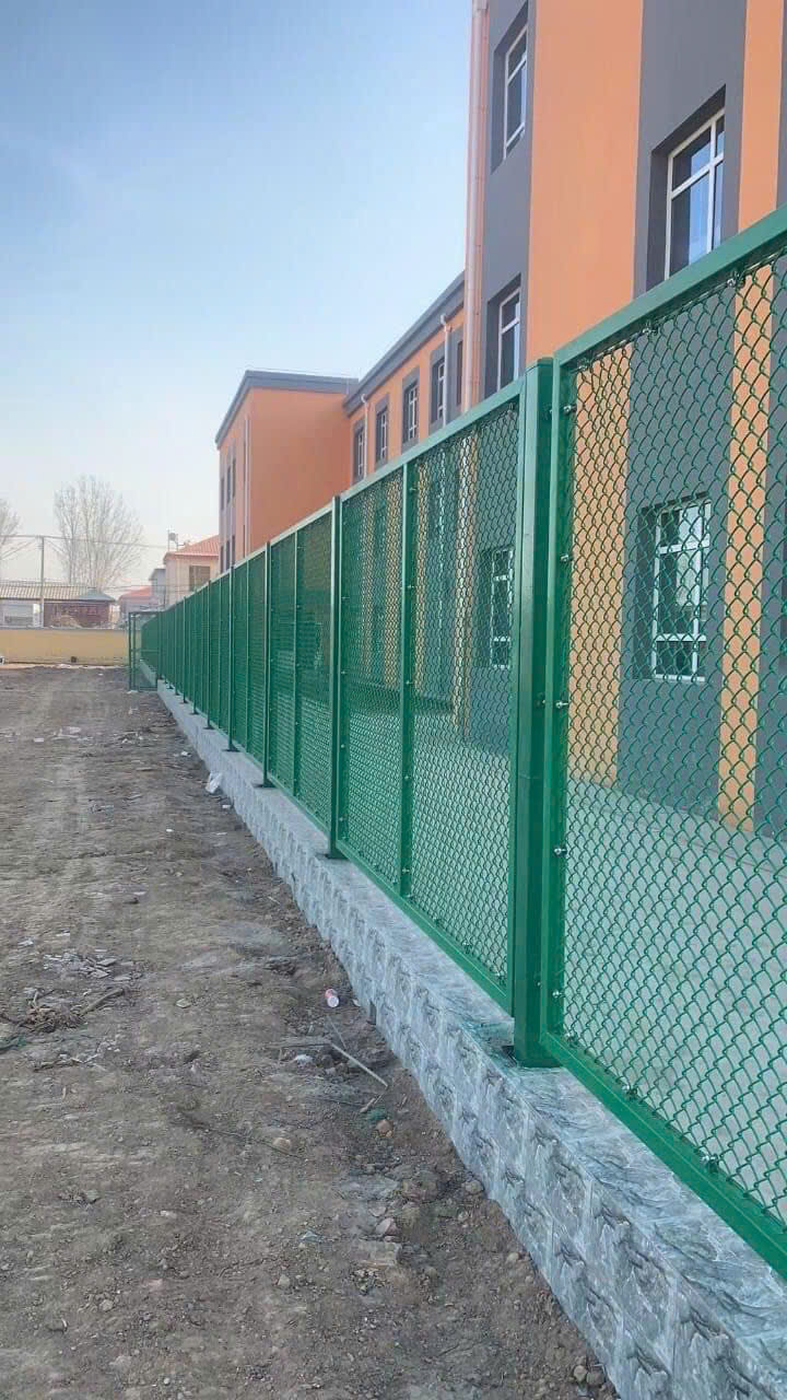 Hàng rào grating