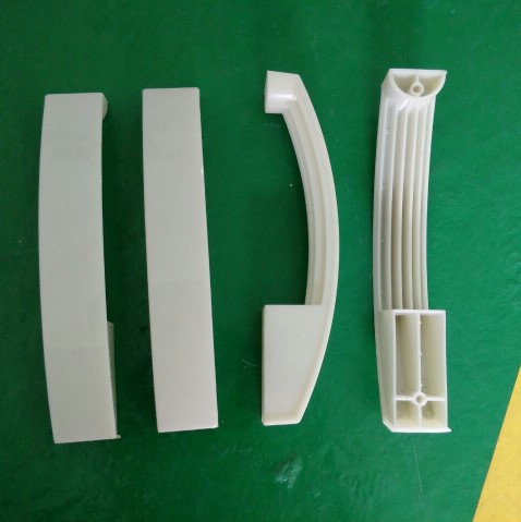 Tay cầm nhựa - Nhựa Bảo Trâm - Công Ty TNHH Nhựa Bảo Trâm