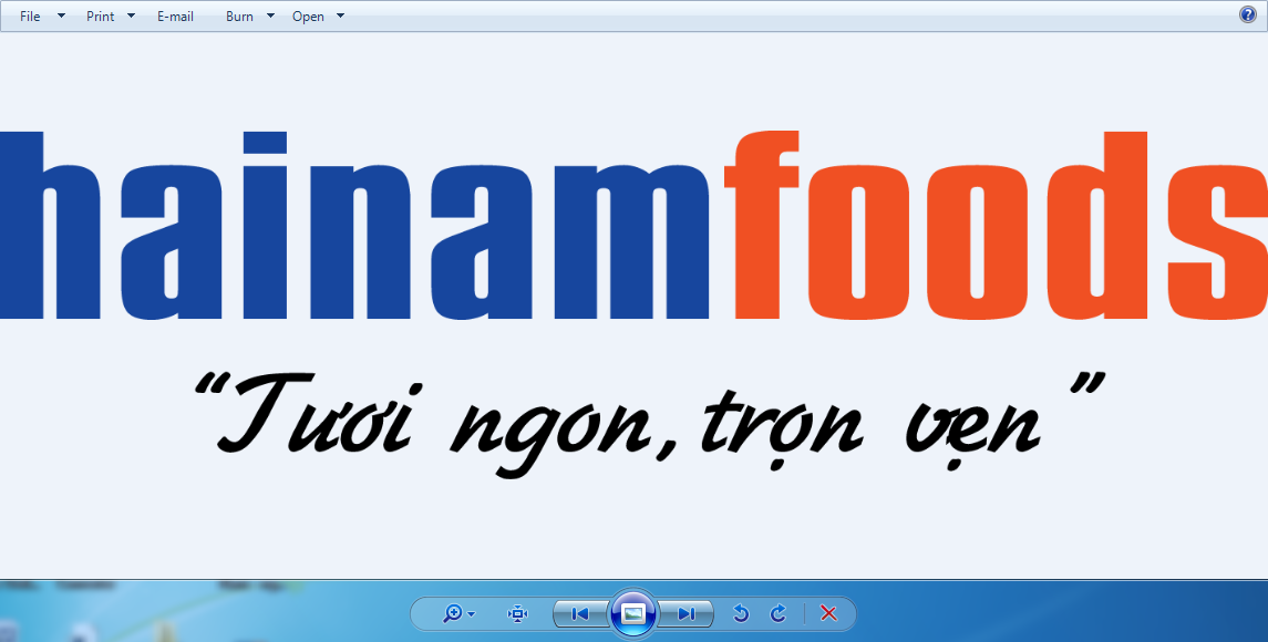 In thêu Logo - May Mặc Việt Nữ - Công Ty TNHH May Mặc Việt Nữ