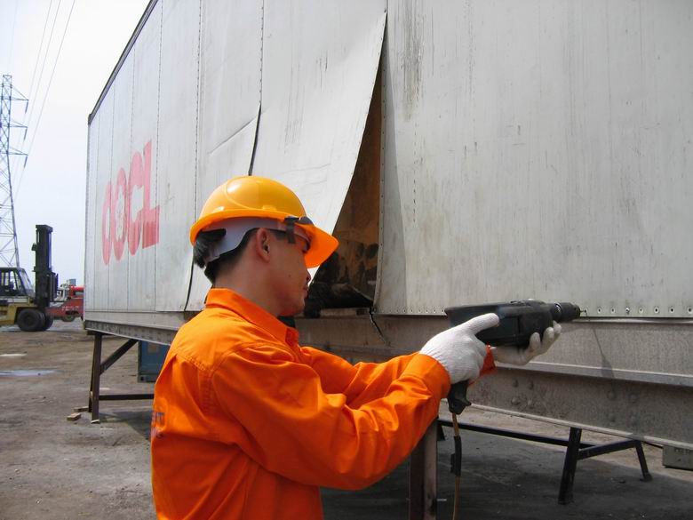 Sửa chữa, bảo trì container - Container Cao Lê Phát - Công Ty CP Thương Mại Dịch Vụ Cơ Khí Cao Lê Phát