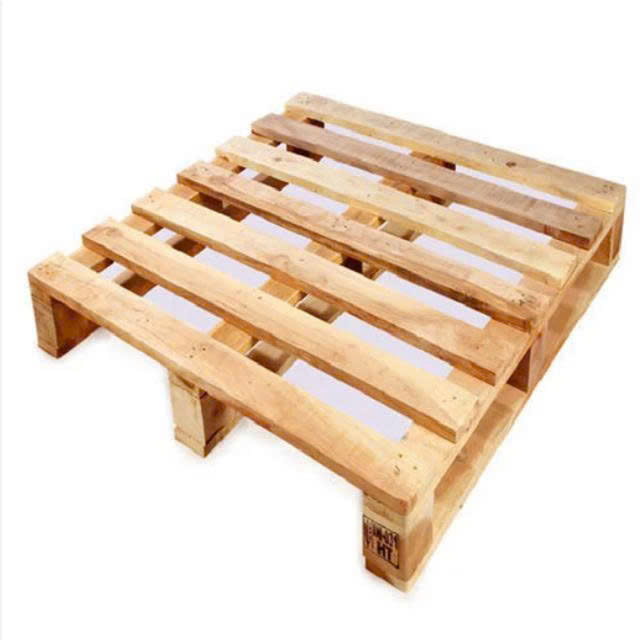 Pallet gỗ