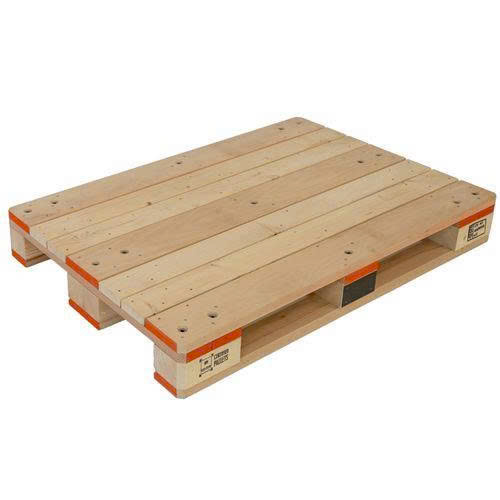 Pallet gỗ