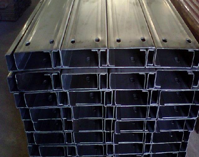 Thép xà gỗ đen - Tôn Thép Hưng Phát - Công Ty Cổ Phần Vật Tư Kim Khí Hưng Phát