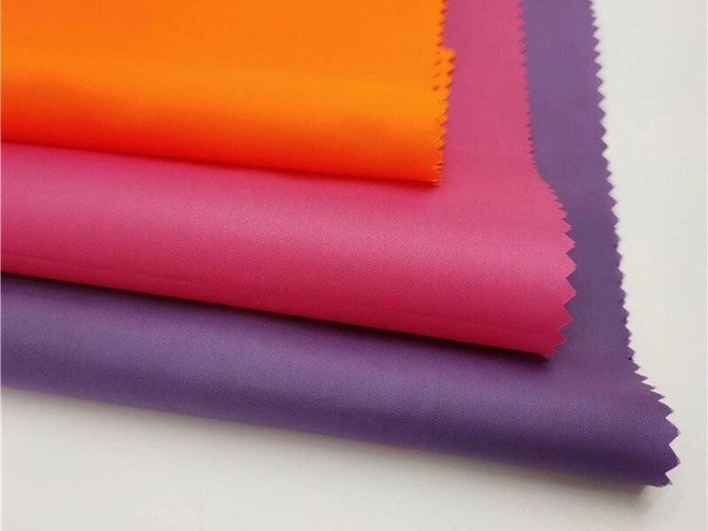 Vải lót Taffeta T-190 - Vải Sợi & Bông Gòn Công Nghiệp Sơn CL - Công Ty TNHH Một Thành Viên Tư Vấn Đầu Tư Xây Dựng Thương Mại Sơn CL