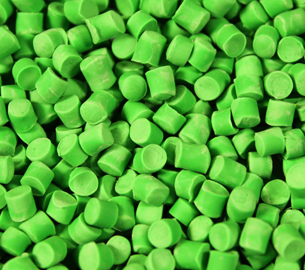 Hạt nhựa PVC màu xanh lá - Hạt Nhựa Vương Bách - Công Ty TNHH MTV Sản Xuất Thương Mại Vương Bách