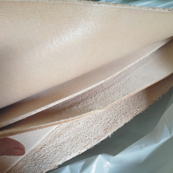 Da chạm khắc - Công Ty TNHH Da Thuộc San Nguyên - San Nguyen Leather