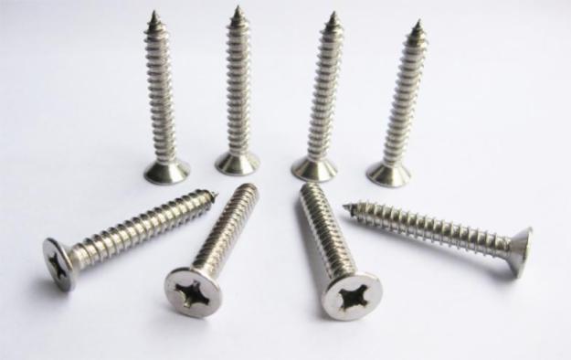 Vít inox