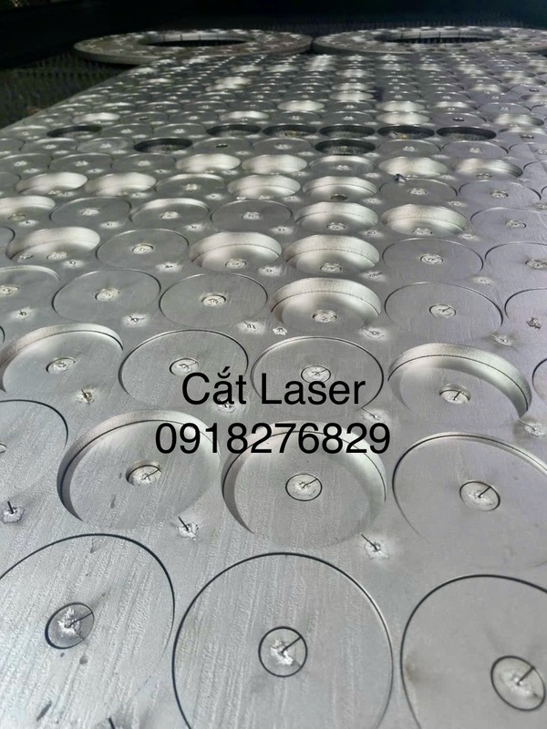 Tấm inox cắt laser