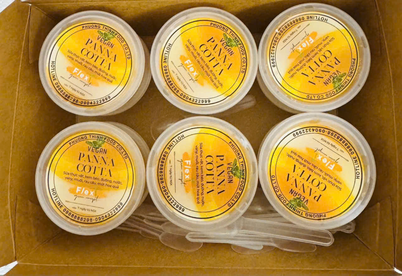 Panna cotta - Thực Phẩm Chay Phương Thịnh - Công Ty TNHH Thực Phẩm và Dịch Vụ Ăn Uống Phương Thịnh