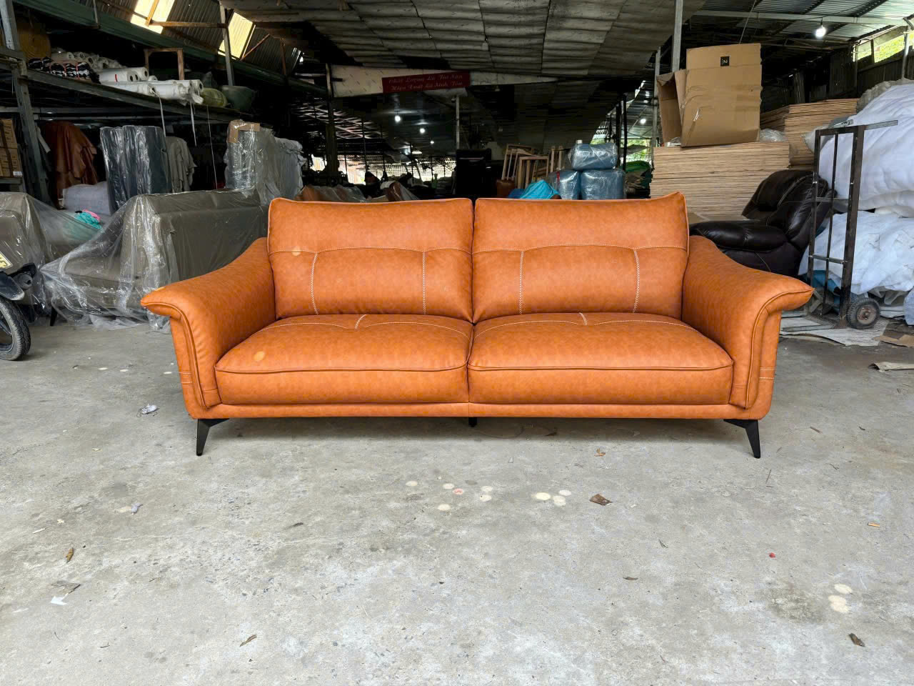 Ghế sofa dài - Sofa Đức Dũng - Công Ty TNHH Thương Mại Dịch Vụ Sản Xuất Ghế Đức Dũng