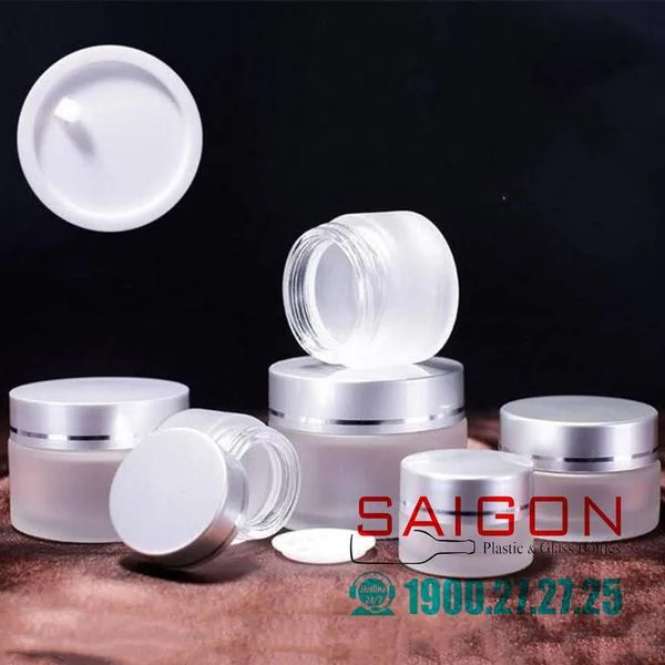 Hũ kem mờ nắp bạc