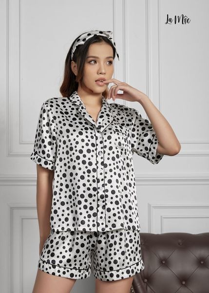 Bộ Pijama ngắn tay lửng, trắng chấm bi, satin lụa Hàn Quốc - Thời Trang Maxivic - Công Ty TNHH May Mặc & Xuất Khẩu Thời Trang Maxivic