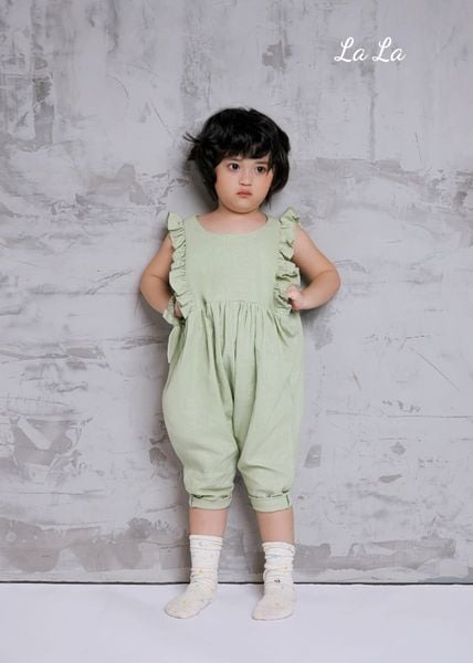 Jumpsuit linen xanh bé gái - Thời Trang Maxivic - Công Ty TNHH May Mặc & Xuất Khẩu Thời Trang Maxivic