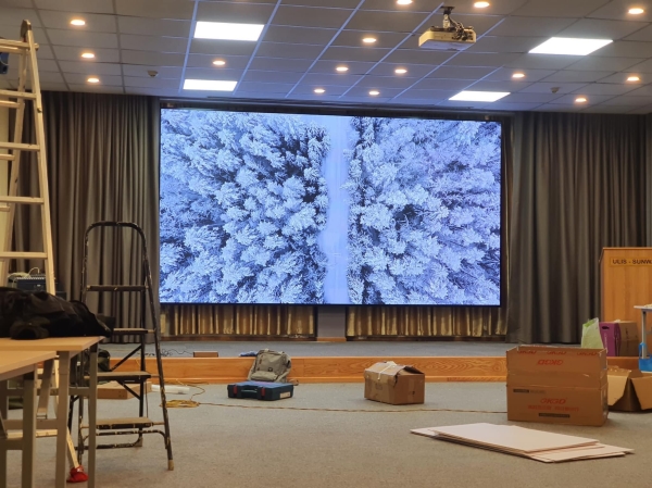Màn hình led - Màn Hình Led Vương Tú - Công Ty TNHH Thương Mại Điện Tử Led Vương Tú