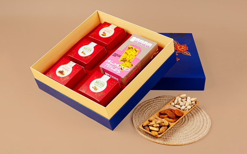 Hộp quà tết xuân sang