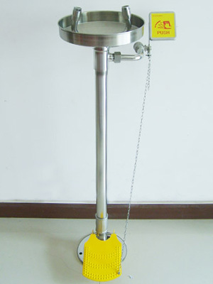 Cây rửa mắt khẩn cấp chân đứng